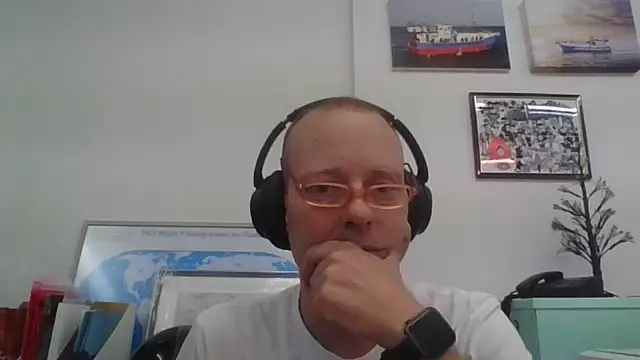 Snapshot of truble78 chatting on July 10, 10:29 am truble78 online show from July 10, 10:29 am