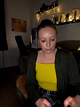 ZaramourXMrX online show from March 15, 8:15 pm