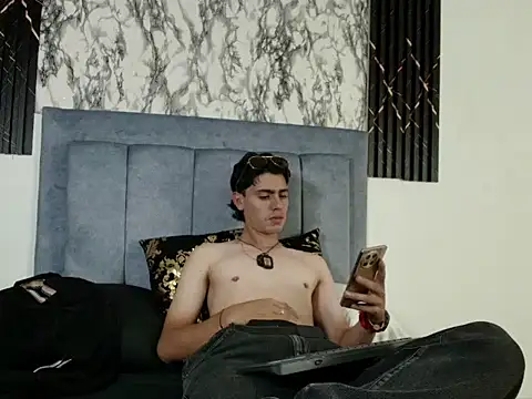 Damnian xx online show from March 10, 6:57 pm