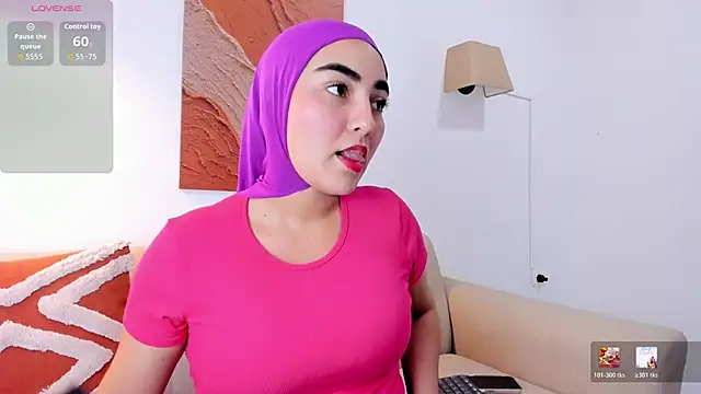 Malika Noor online show from May 26, 2:57 pm