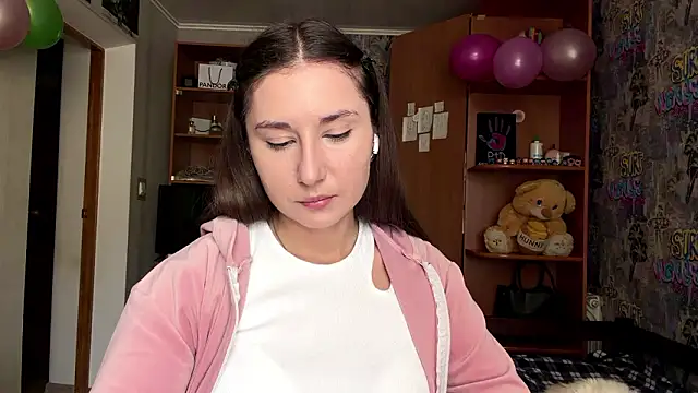 poly princess online show from February 24, 6:11 am