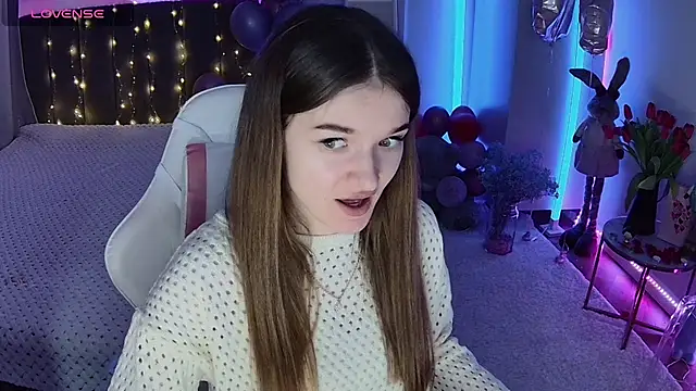 Ann Wood online show from March 11, 7:47 am