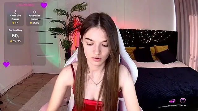 Ann Wood online show from June 22, 2:03 pm