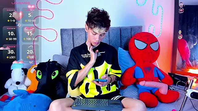 Callum 777 online show from June 12, 3:27 am