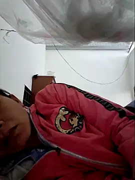 kieuqueen92 online show from March 14, 12:21 pm