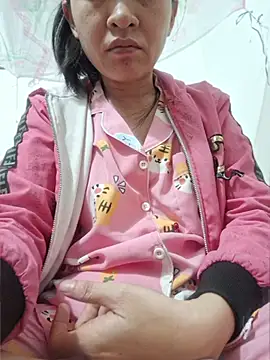 kieuqueen92 online show from March 16, 2:21 pm