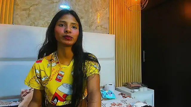 Juna Hyl online show from March 13, 5:14 am