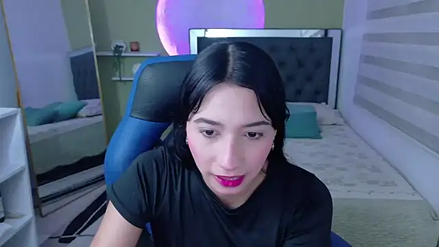 ivvoncute online show from June 23, 12:52 am