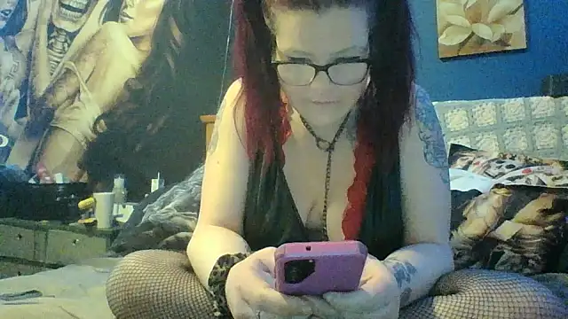 Sexymilf6992 online show from March 16, 8:24 pm