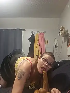 Sexymilf6992 online show from July 21, 11:07 pm