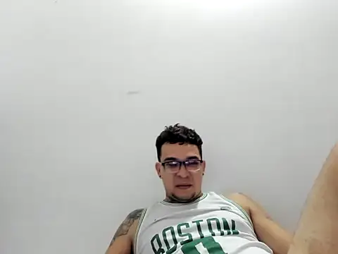 Tony sex30 online show from May 21, 9:55 pm