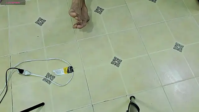 Snapshot of georginacouple_hardsex chatting on March 18, 3:15 pm georginacouple hardsex online show from March 18, 3:15 pm