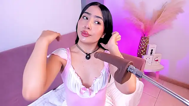 Snapshot of Valecute_ chatting on June 16, 8:00 pm Valecute online show from June 16, 8:00 pm