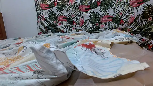 smallvioleta69 online show from March 4, 6:58 pm