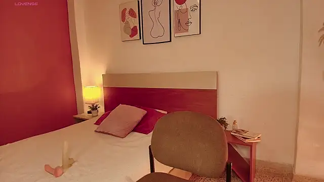 Meganlux1 online show from June 12, 7:57 pm