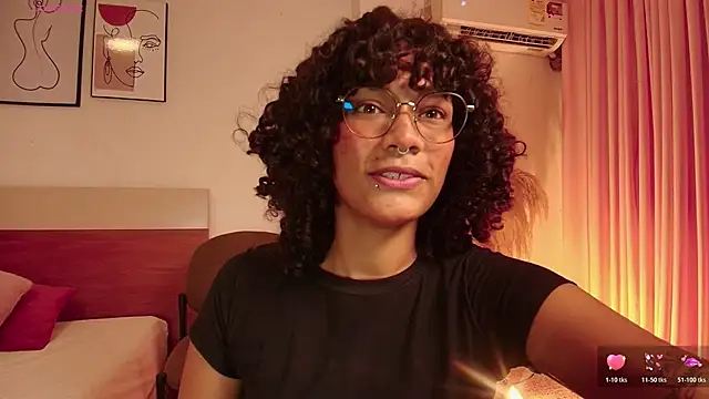 Meganlux1 online show from June 13, 7:45 pm