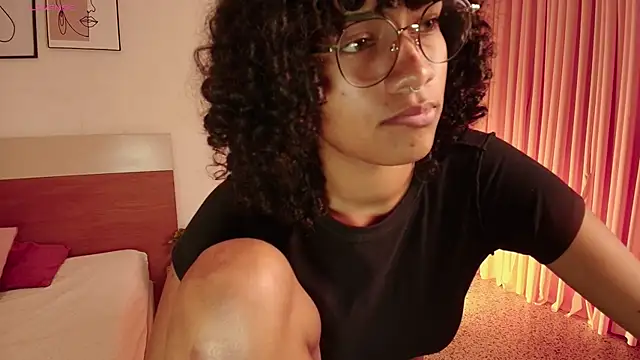 Meganlux1 online show from June 14, 2:24 am