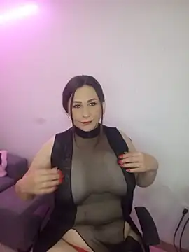 PamelaThoms online show from June 14, 12:41 am