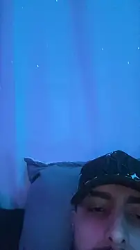 SantiagoHincapiie online show from March 2, 8:43 am