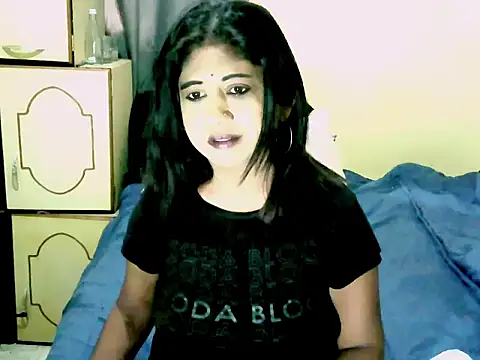 Snapshot of IndianPleasures21 chatting on July 20, 7:22 am IndianPleasures21 online show from July 20, 7:22 am