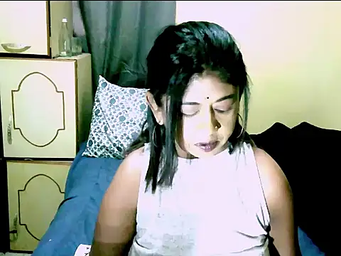 Snapshot of IndianPleasures21 chatting on July 28, 6:20 am IndianPleasures21 online show from July 28, 6:20 am