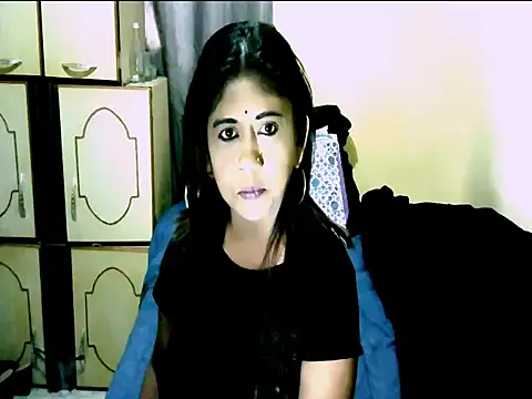 Snapshot of IndianPleasures21 chatting on July 29, 11:41 am IndianPleasures21 online show from July 29, 11:41 am