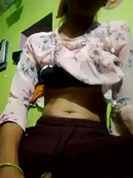 Snapshot of wifedesi7050 chatting on May 11, 3:51 pm wifedesi7050 online show from May 11, 3:51 pm