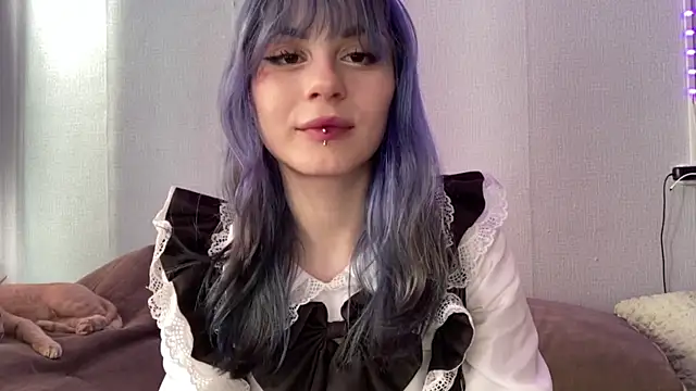 Emmibrilson online show from March 28, 10:48 am