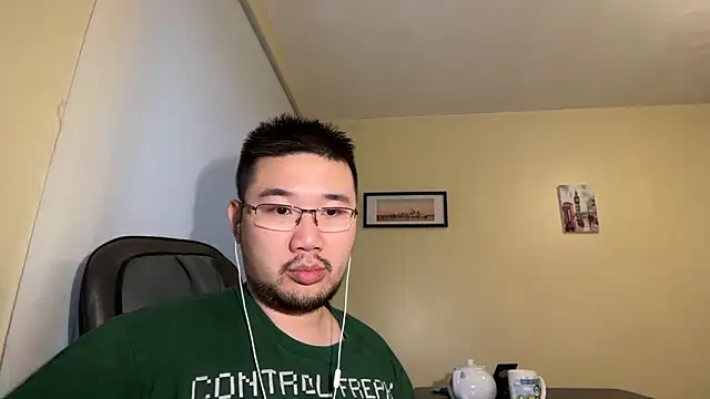 jasonryu2025 online show from May 2, 7:30 pm