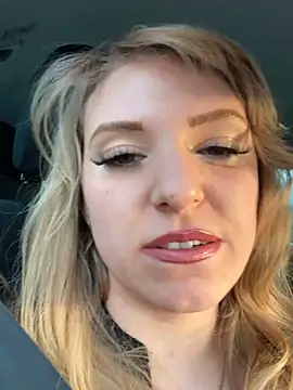 TiffyRose online show from March 9, 6:39 am