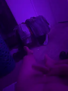 Meni008 online show from March 26, 5:02 am