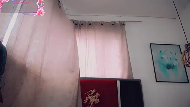 Snapshot of Abby_White__ chatting on July 17, 7:41 pm Abby White online show from July 17, 7:41 pm