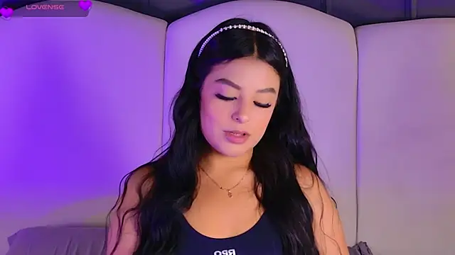 BrunaMonroee online show from May 11, 7:33 pm