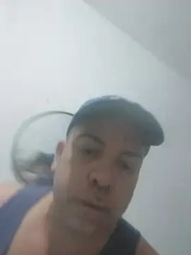 2Brazilians4one online show from July 10, 8:40 am