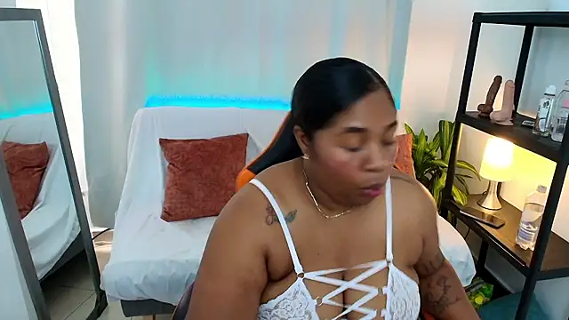 Megan-Small online show from March 14, 8:58 pm