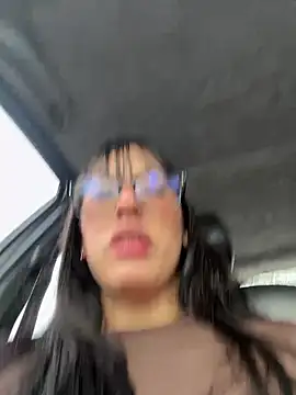 Snapshot of susi_chimm chatting on June 5, 12:33 pm susi chimm online show from June 5, 12:33 pm