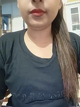 Snapshot of Shanaya-Hotty chatting on July 6, 10:23 pm Shanaya-Hotty online show from July 6, 10:23 pm