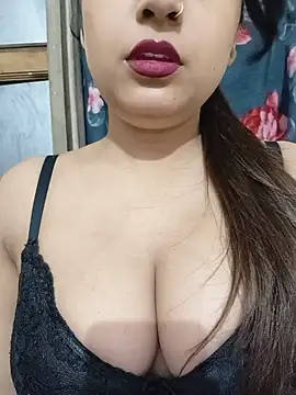 Snapshot of Shanaya-Hotty chatting on July 24, 11:14 pm Shanaya-Hotty online show from July 24, 11:14 pm