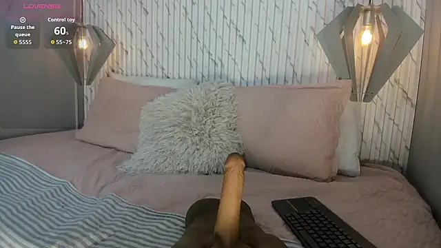 Kataleya west online show from February 27, 7:14 pm