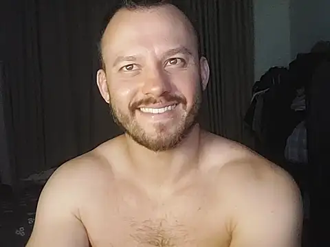 amanteloiro online show from March 25, 1:00 am