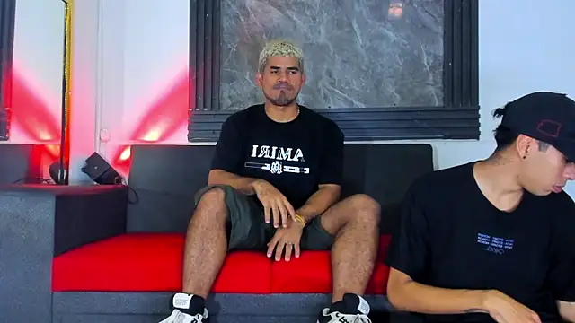 Latins on fire online show from March 4, 7:53 pm