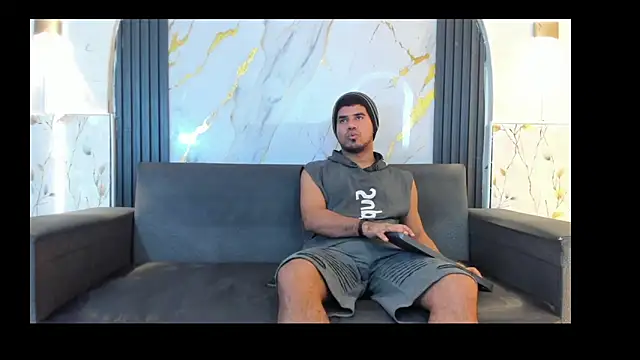 Latins on fire online show from June 20, 11:35 am