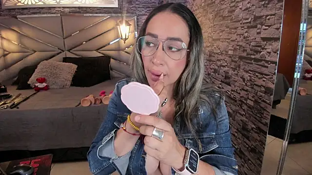 Nicolle Doll  online show from June 16, 4:31 pm