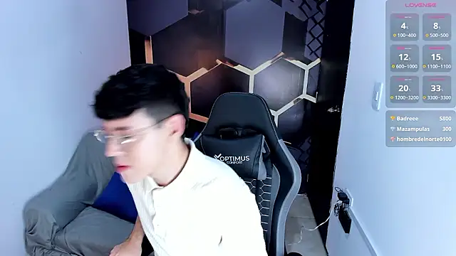 IanBlake  online show from March 17, 8:12 pm