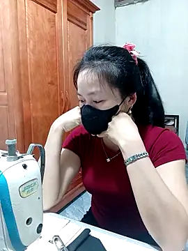 millkon online show from March 11, 11:44 pm