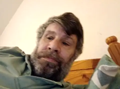 stud2512 online show from March 1, 4:42 pm