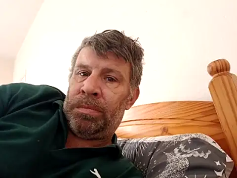 stud2512 online show from April 25, 12:19 pm