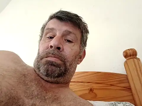 stud2512 online show from April 25, 1:41 pm