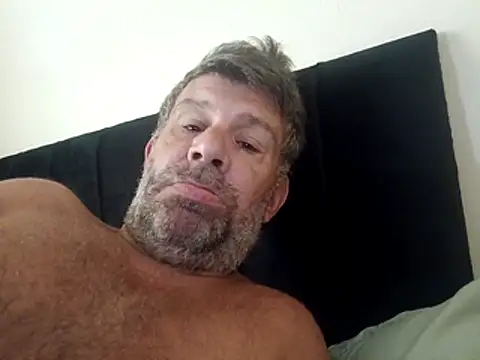 stud2512 online show from July 1, 7:54 am