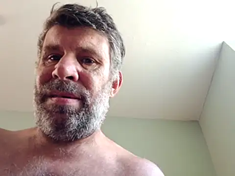 stud2512 online show from July 6, 3:36 pm